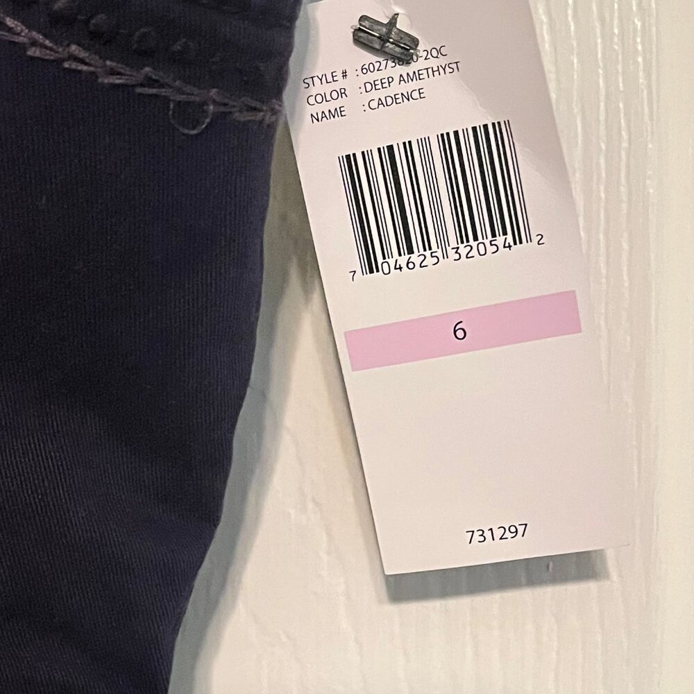 NWT Gloria Vanderbilt Purple Jeans - Picture 6 of 11